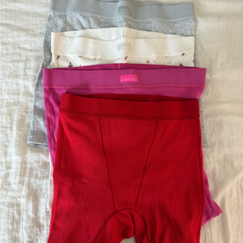 SKIMS Women's Boxer Briefs - Red, Pink, Gray, White